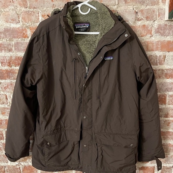 Patagonia Other - Patagonia men’s jacket with zip in hood